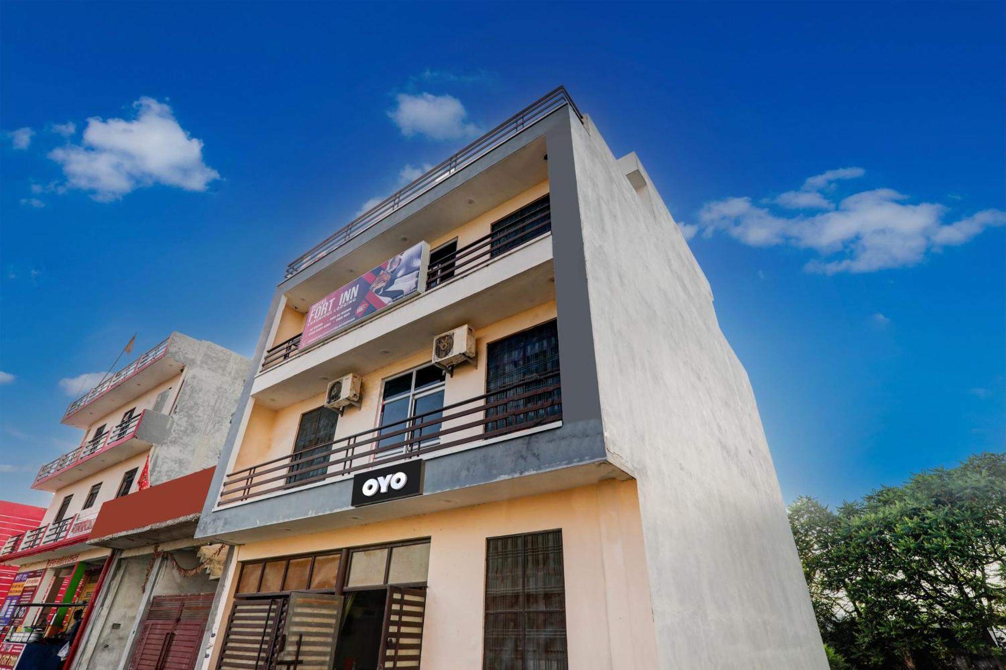 Super Hotel O Fort Inn Lucknow Bagian luar foto